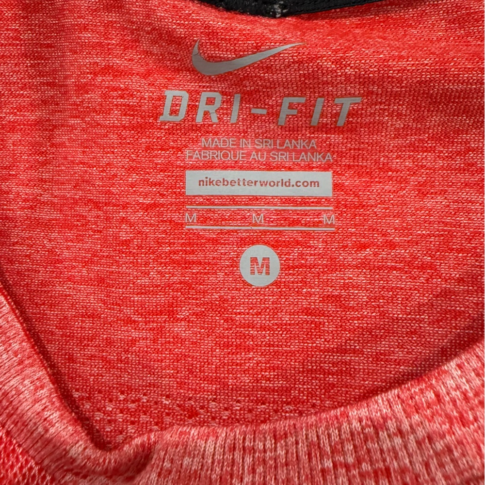 Nike Dri-FIT Red Athletic Top - Picture 3 of 3